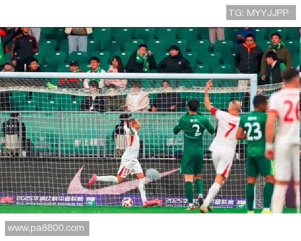 足球明星遭遇围殴事件引发公众关注球迷与明星之间的关系再度引发热议